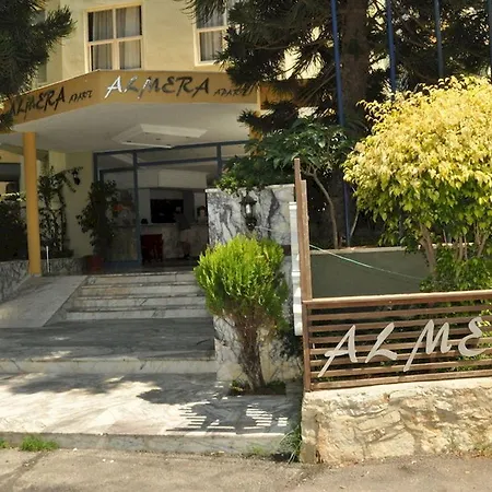 Aparthotel Almera 5*