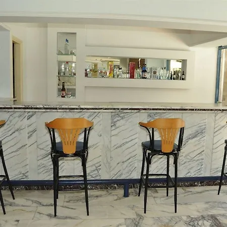Almera Aparthotel